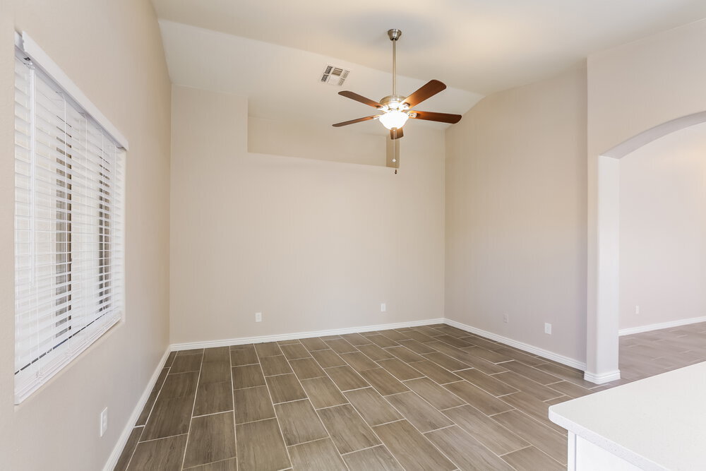 Building Photo - 438 N Opal