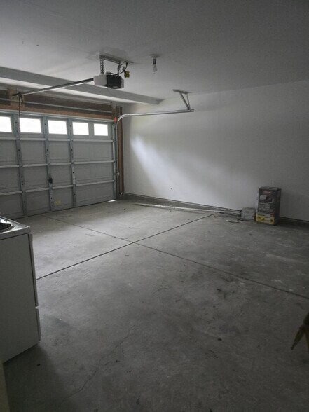 Garage - 6434 Ziegler Ln