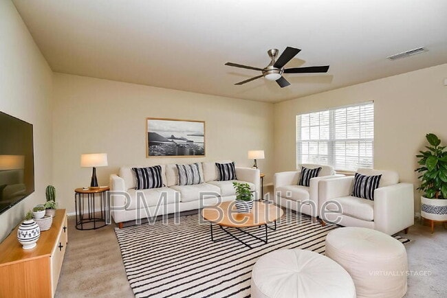 Building Photo - 5675 Laurel Ridge Cir