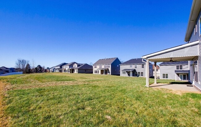 Building Photo - Gorgeous Newer Construction Home!