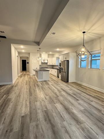 Building Photo - 1813 Terrace Way
