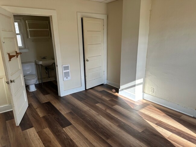 Building Photo - 310 Edward St.