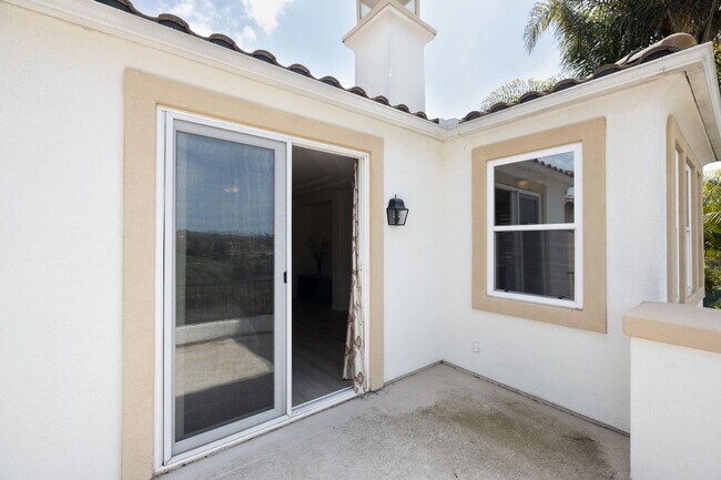 Building Photo - 6213 Paseo Privado