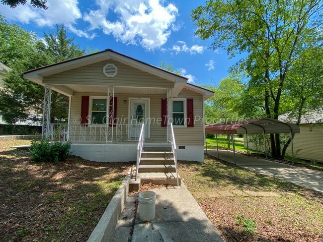 Building Photo - Charming Newly Remodeled 2-Bedroom Home fo...