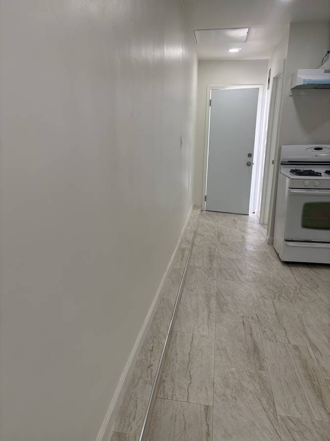 Building Photo - 3938 N Bonita St