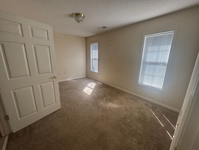 Building Photo - 11241 Avocet Ln