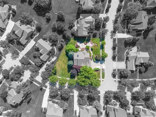Building Photo - 24084 Westmont Dr