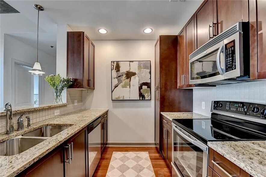 Building Photo - 855 Peachtree St NE