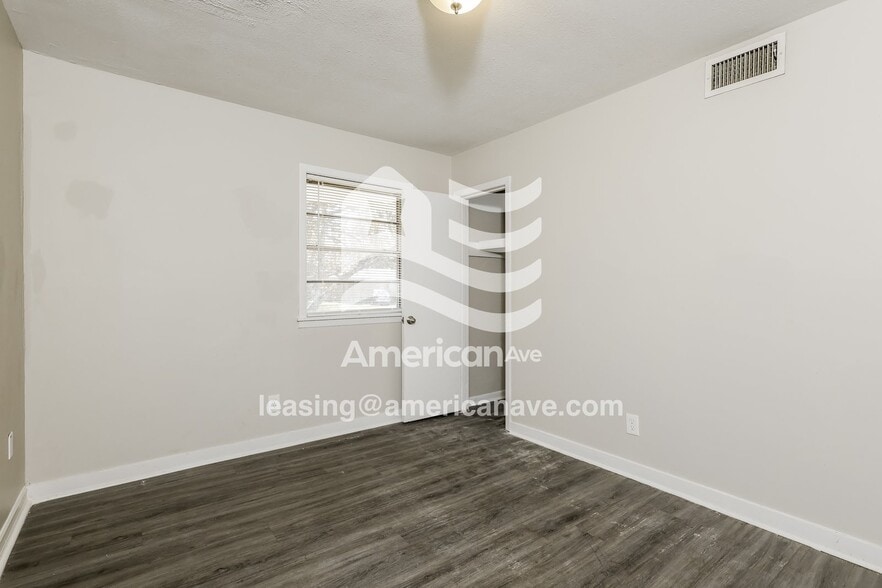 Building Photo - 435 McDowell Park Cir