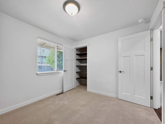 Building Photo - 16218 3rd Ave SE