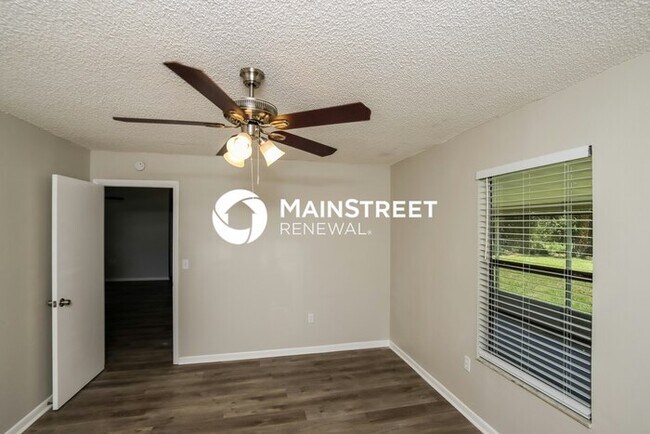 Building Photo - 3 Bedroom Pet-Friendly Home in Palm Bay, FL with Main Street Renewal