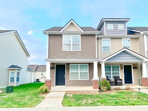 Building Photo - 216 Alexander Blvd