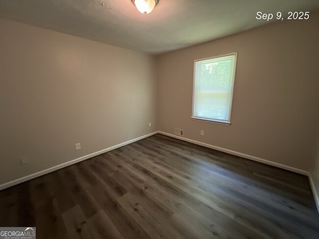 Building Photo - 78 Mt Moriah Rd