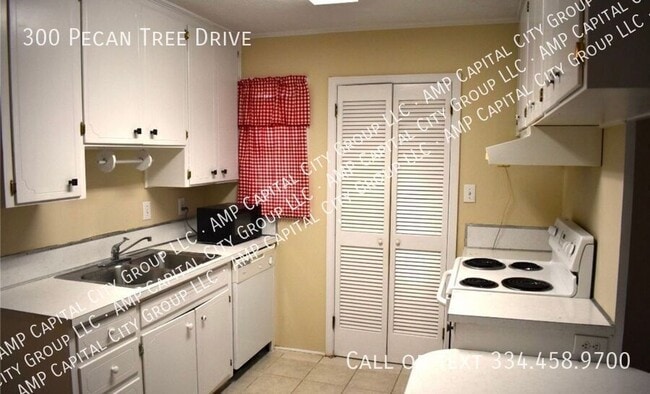 Building Photo - 300 Pecan Tree Dr