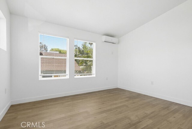 Building Photo - 1017 Riverine Ave
