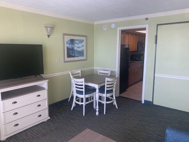 Building Photo - 5-B Riptide Bch Clb