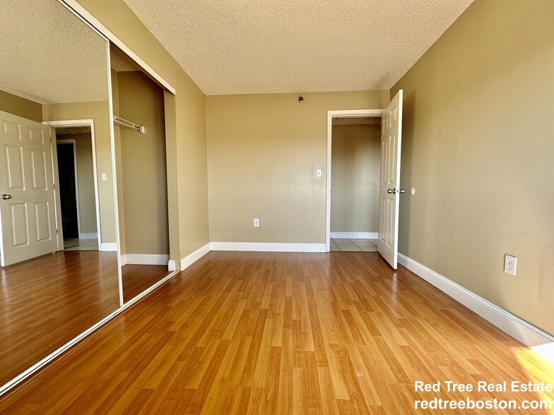 Unit 503 - 15 North Beacon St