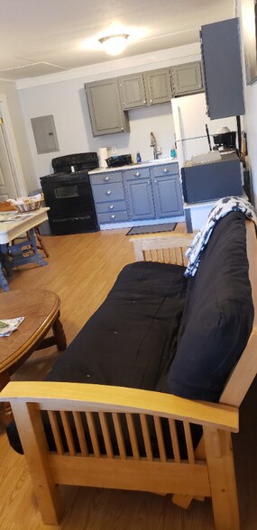 Building Photo - 162 Lancaster Rd