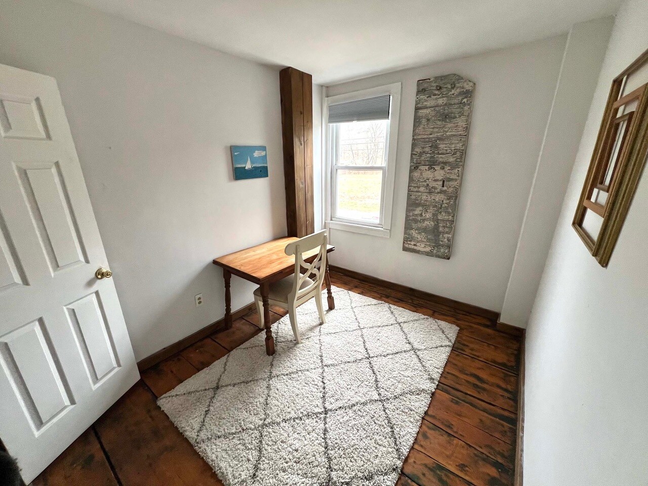 Building Photo - 203-205 Main St