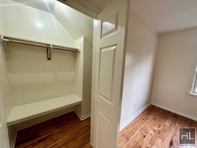 Building Photo - EAST 48 STREET