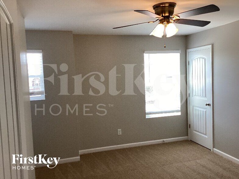 Building Photo - 3332 Almar Knot Dr