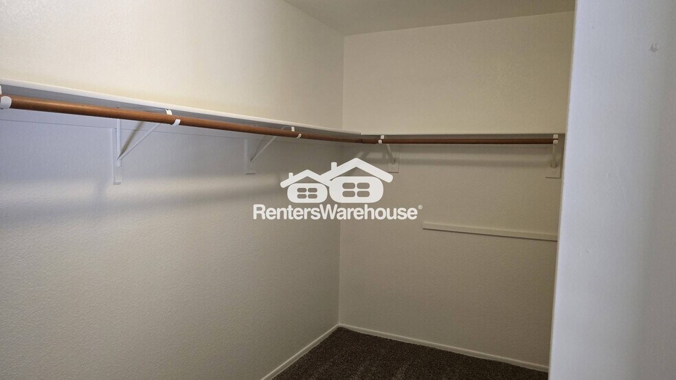 Building Photo - 80 Carolwood Dr