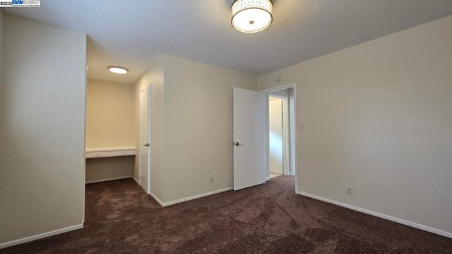 Building Photo - 5164 Omar St