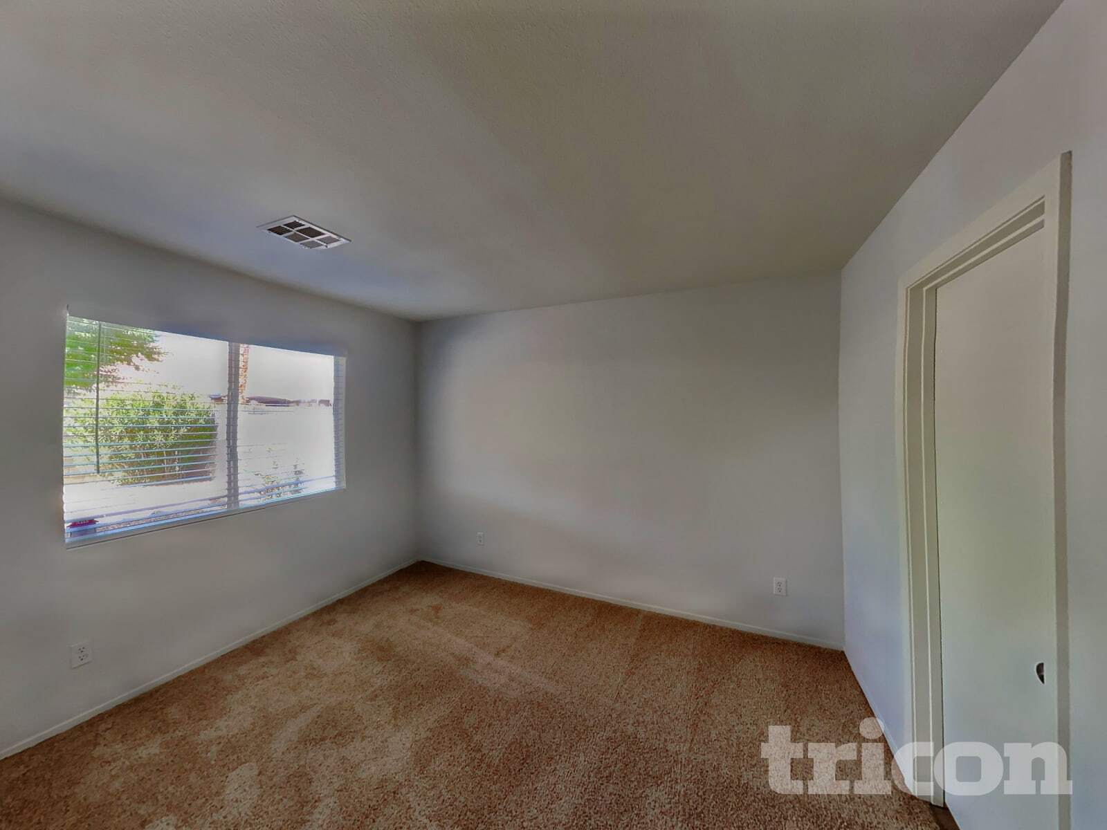 Building Photo - 2030 Maui Surf Ave