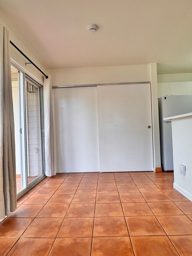 Building Photo - 2 Bed/1.5 Bath Halelani Village Condo with a Fenced Yard