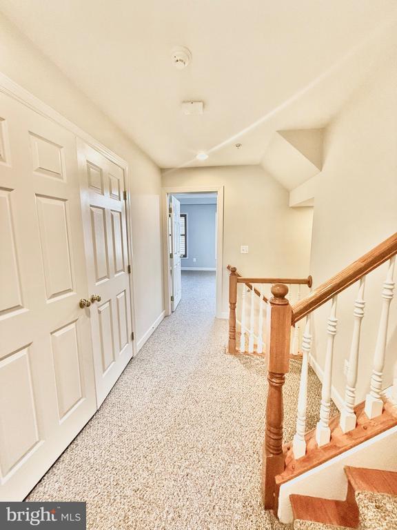 Building Photo - 456 Ferdinand Day Dr