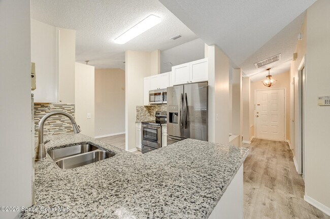 Building Photo - 2540 Wild Wood Dr