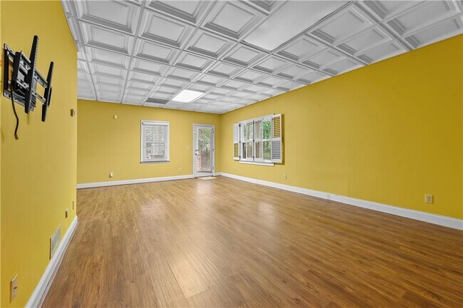 Building Photo - 860 Cramac Dr