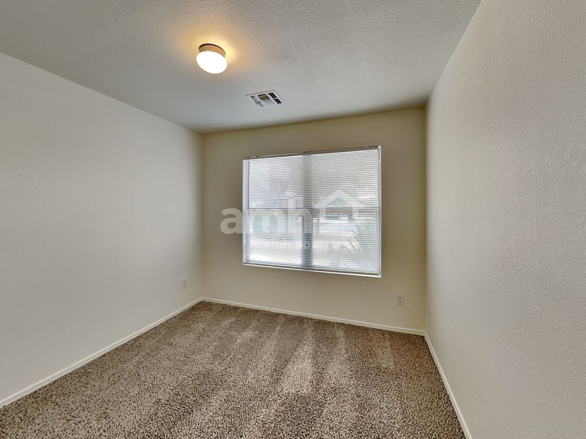 Building Photo - 11312 E Quintana Ave