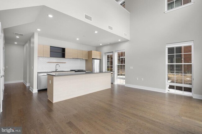 Building Photo - 502 Diamondback Dr