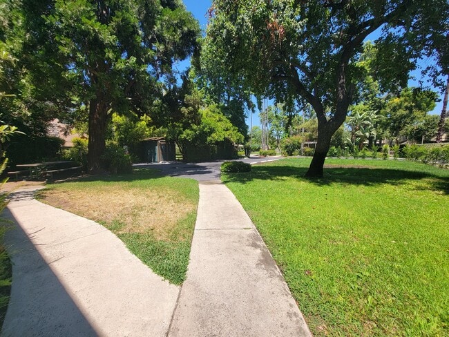 Building Photo - 7264 Allott Ave