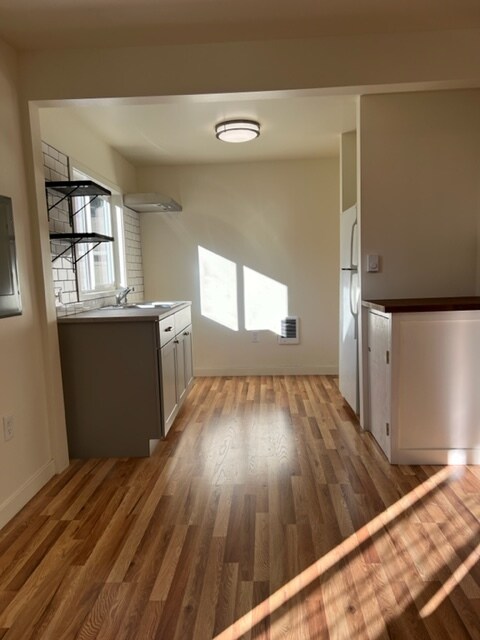 Building Photo - 4808 NE 99th Ave