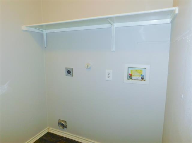 Building Photo - 5901 Thoroughbred Trail