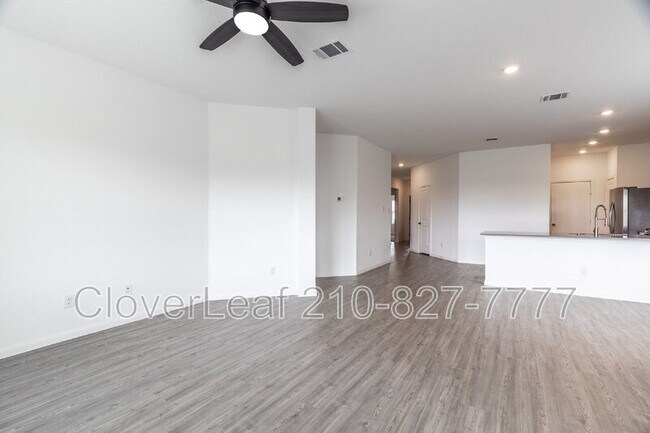 Building Photo - 7050 Shears Pl