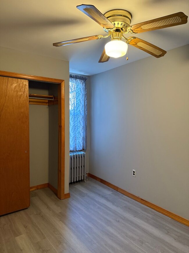 Building Photo - Charming 3-Bedroom Home in Port Richmond A...