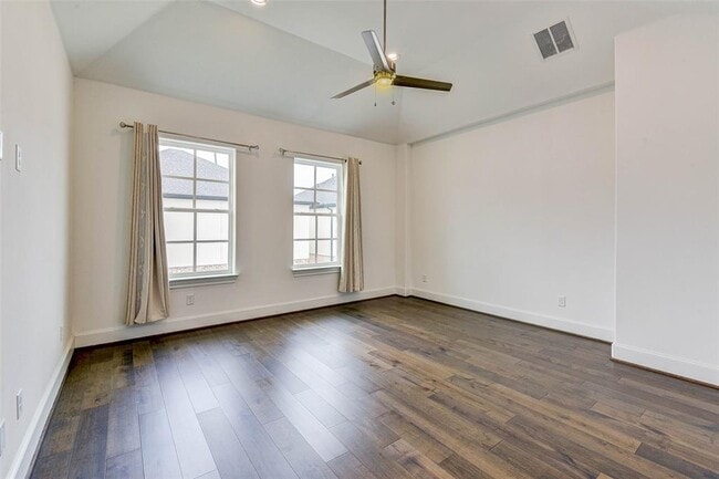 Building Photo - 2724 Dolce Oaks Dr