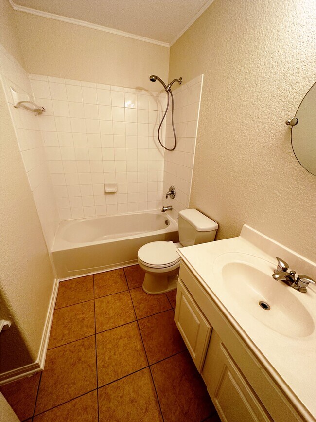 Building Photo - 10210 Canyon Rose Ln