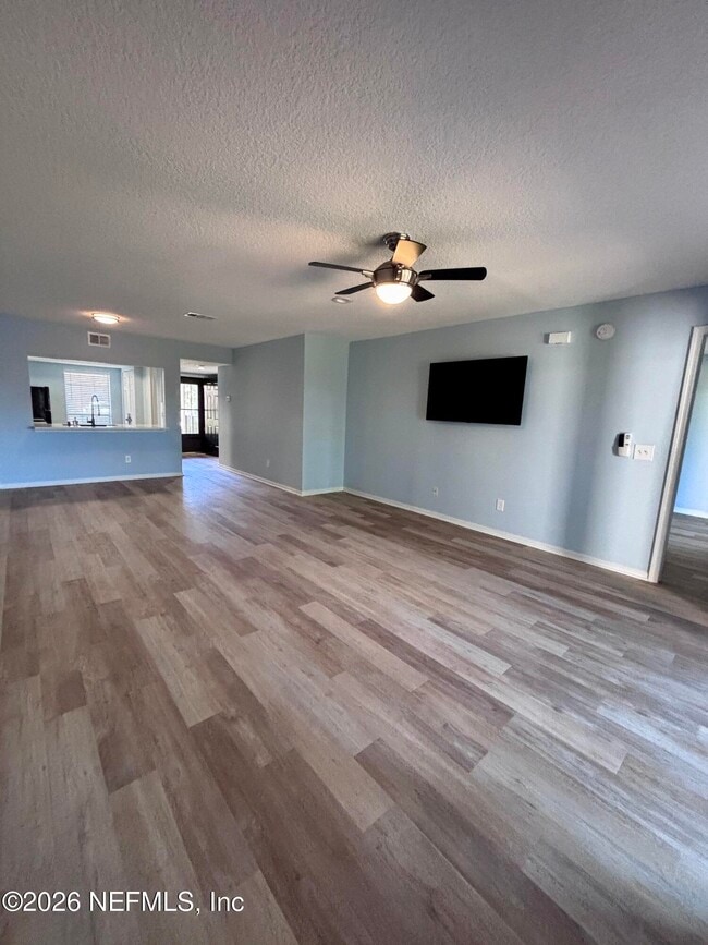 Building Photo - 138 Cranes Lake Dr