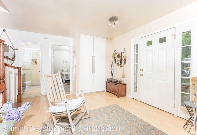 Building Photo - 4 br, 3 bath House - 6905 Breezewood Terrace