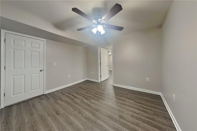 Building Photo - 704 Kirkwood Cir