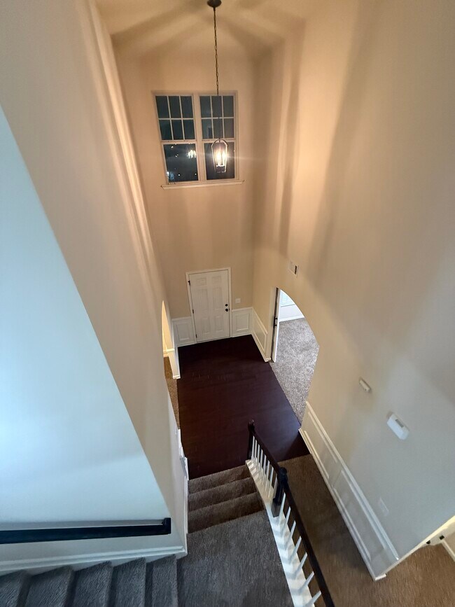 Building Photo - 2056 Tweed Dr