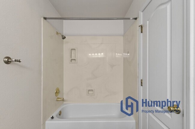 Building Photo - Beautiful home in Eagle near Eagle Hills Golf Course