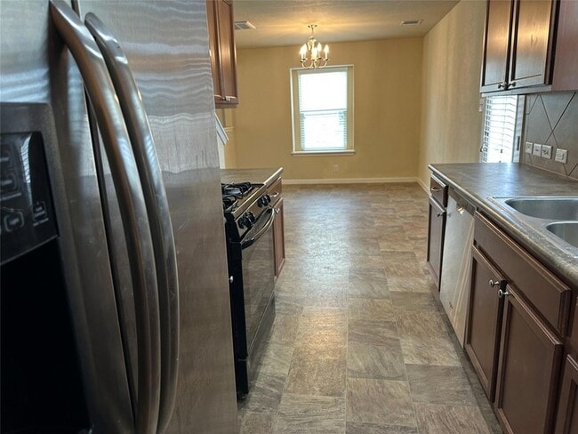 Building Photo - 307 Wildcat Dr