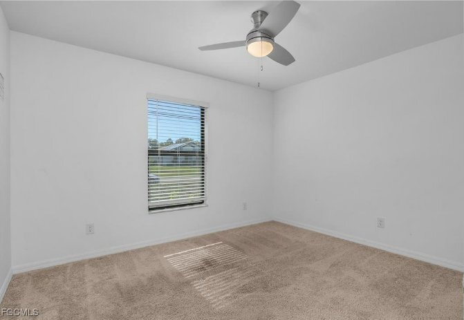 Building Photo - 839 Yellowbird Dr