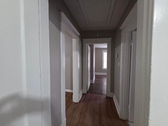 Building Photo - 3554 Faxon Ave