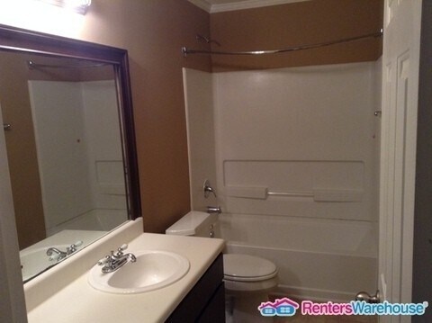 Building Photo - 367 Leisure Ct